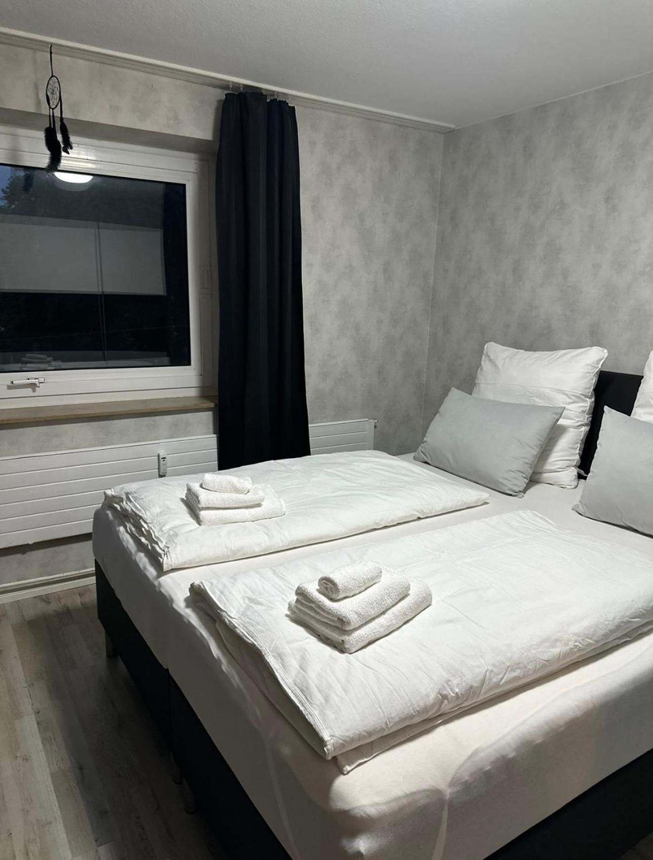 Fewo Am Deich 1 Zentral Mit Stadtblick Und Kontaktloser Check In Bremerhaven Ngoại thất bức ảnh