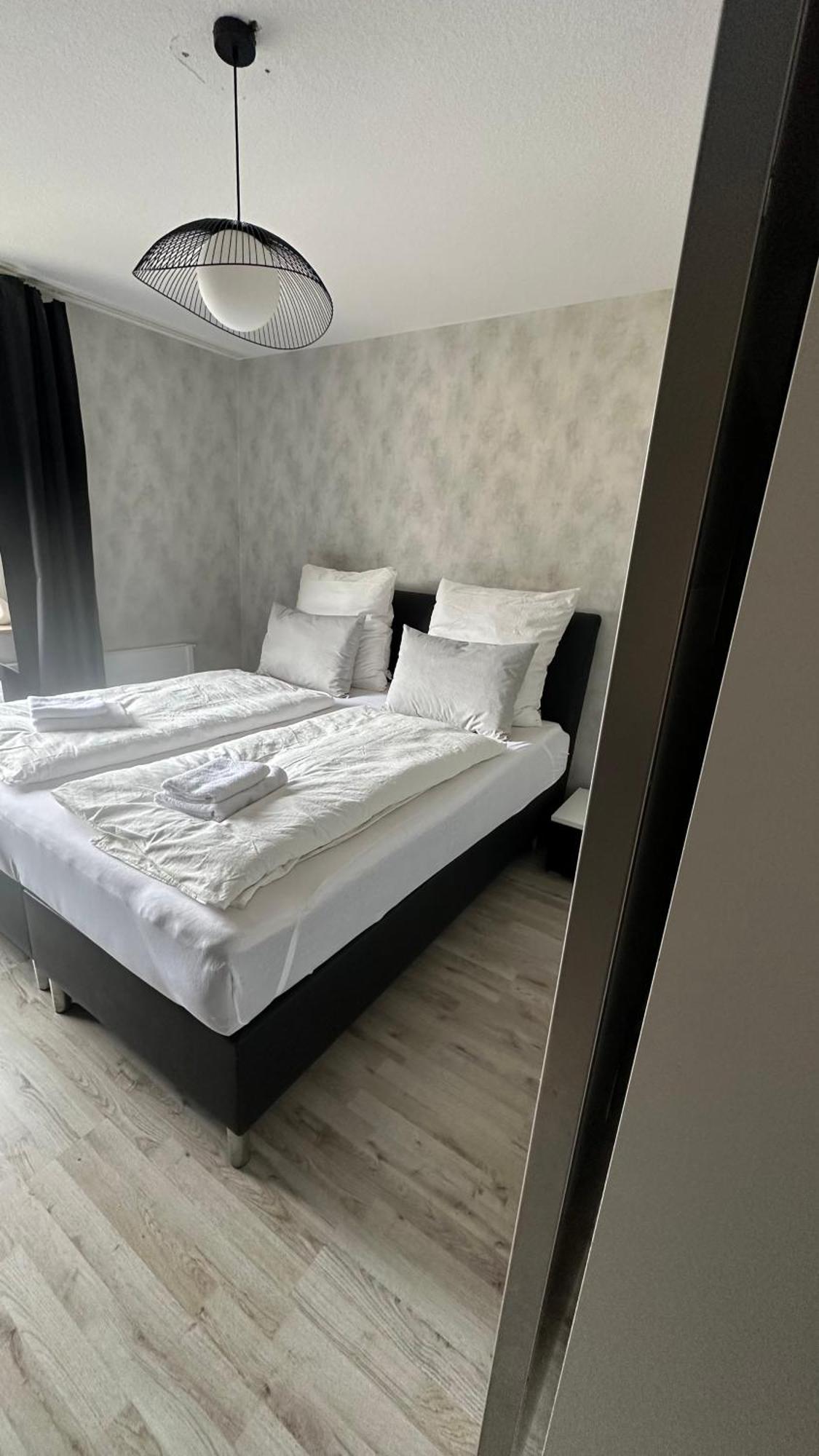 Fewo Am Deich 1 Zentral Mit Stadtblick Und Kontaktloser Check In Bremerhaven Ngoại thất bức ảnh