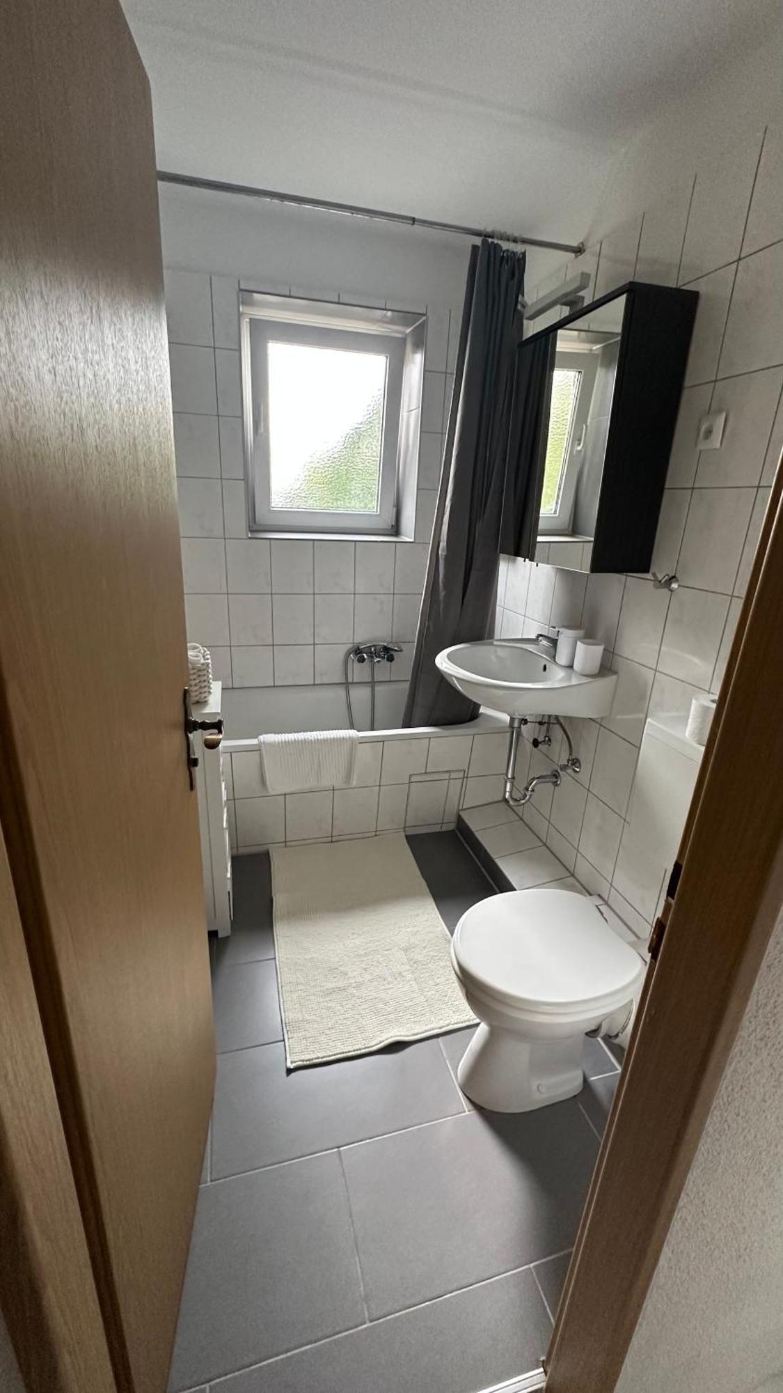 Fewo Am Deich 1 Zentral Mit Stadtblick Und Kontaktloser Check In Bremerhaven Ngoại thất bức ảnh