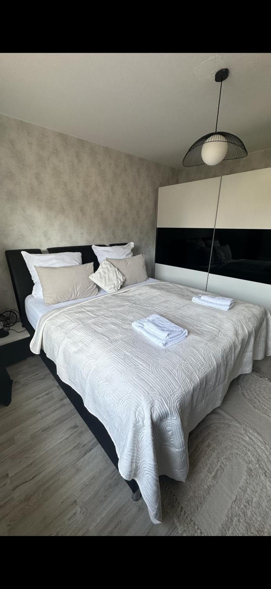 Fewo Am Deich 1 Zentral Mit Stadtblick Und Kontaktloser Check In Bremerhaven Ngoại thất bức ảnh